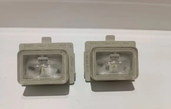 Mercedes-Benz E W213 Number plate light A0999067000 0999067000