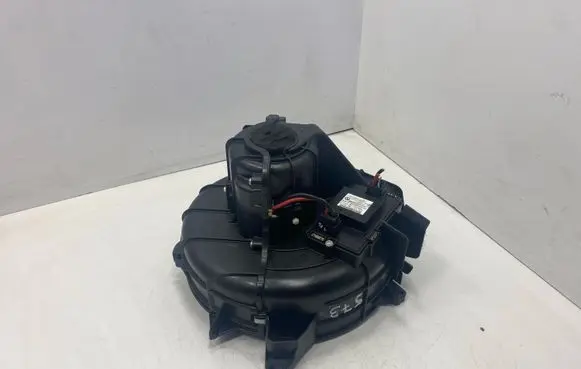 BMW 7 F01 F02 F03 F04 Heater fan/blower 9220847