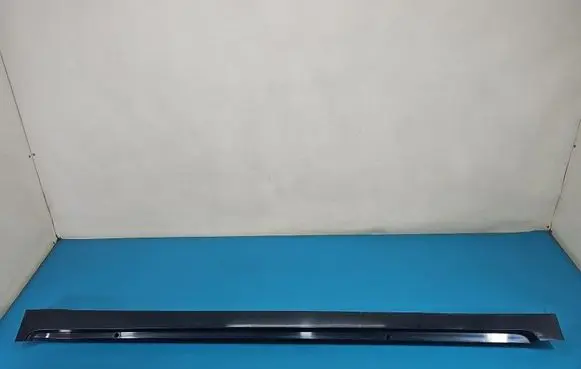 Toyota Verso Foot area side trim 758600F010 IMPRK1584696