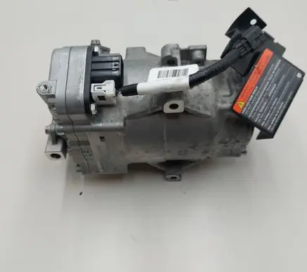 Nissan Leaf II (ZE1) Air conditioning (A/C) compressor (pump) 296005SA0C