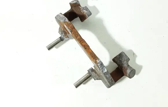 Mazda 3 I Front Brake Caliper Pad/Carrier