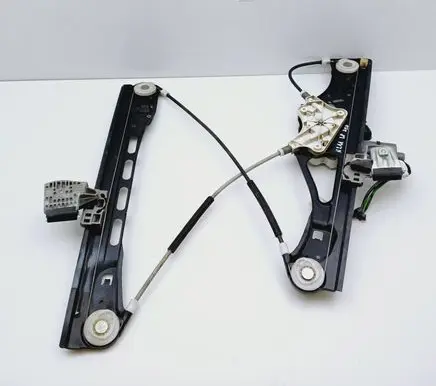 Mercedes-Benz E W211 Front door window regulator with motor A2118202942 A2117200146
