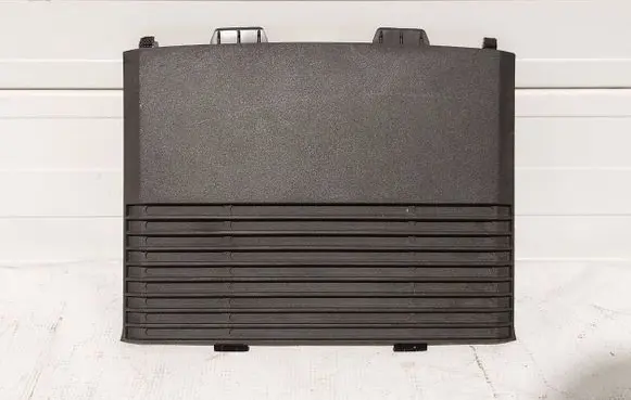 Ford Mustang VI Dashboard center trim panel FR3B6304405B
