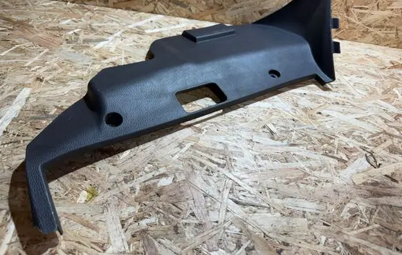 Dashboard lower bottom trim panel
