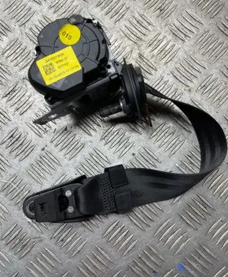 Audi Q7 4M Third row seat belt 34163785A 17800140