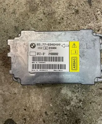 BMW 5 E60 E61 Airbag control unit/module 21000092 6946400 08010404