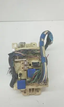 Toyota RAV 4 (XA20) Fuse box set 8264120190 0689001550