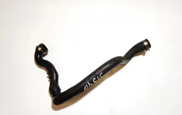 Volvo S40, V40 Breather hose/pipe 