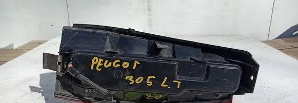 Peugeot 305 Rear/tail lights A84