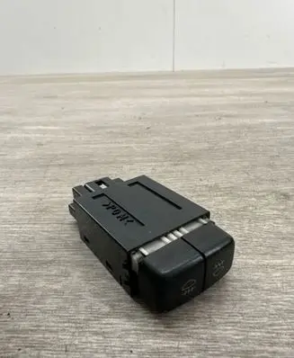 Mitsubishi Grandis Fog light switch 