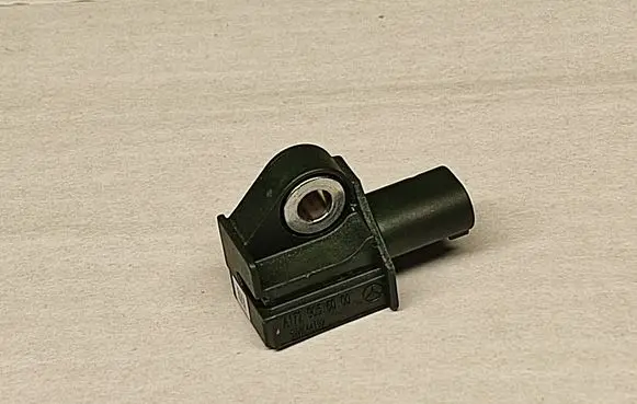 Mercedes-Benz C W204 Airbag deployment crash/impact sensor A1729056000 5WK44192