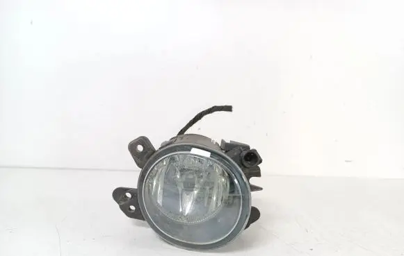 Mercedes-Benz C W204 Front fog light A2518200856