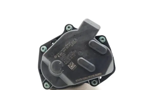 Mercedes-Benz E W212 EGR valve A6511400660 A2C87494500