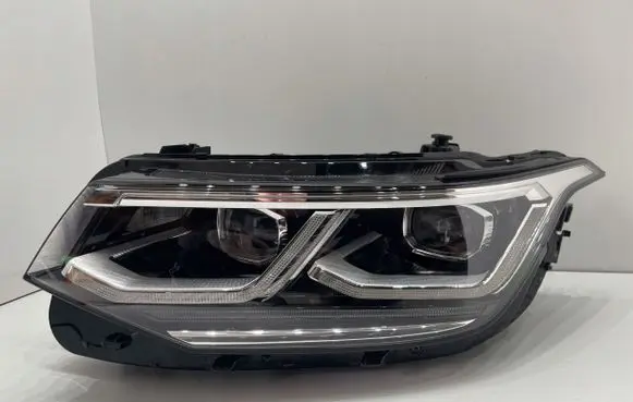 Volkswagen Tiguan Headlight/headlamp 5NN941081D