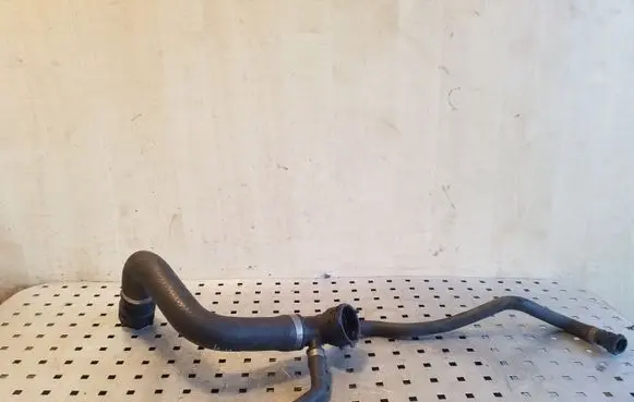 BMW X5 E53 Engine coolant pipe/hose 11537500746B