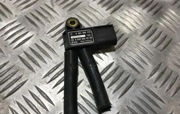 Mercedes-Benz S W222 Air pressure sensor a6429050200 0281006214