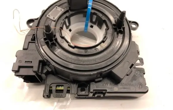 Audi Q3 F3 Airbag squib ring wiring 5Q1953549D