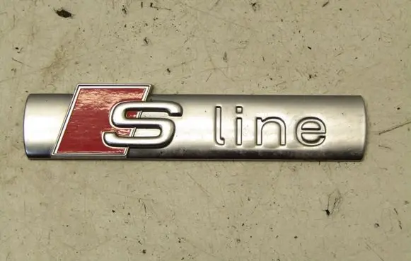 Audi A3 S3 8V Manufacturer badge logo/emblem 1135