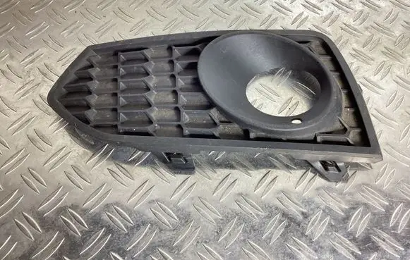 BMW 2 F22 F23 Front fog light trim/grill 51118055319