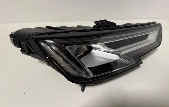 Audi A4 S4 B9 8W Headlight/headlamp 8W0941034