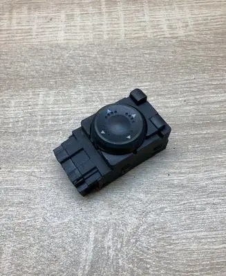 Volkswagen PASSAT B5 Wing mirror switch 3B1959565