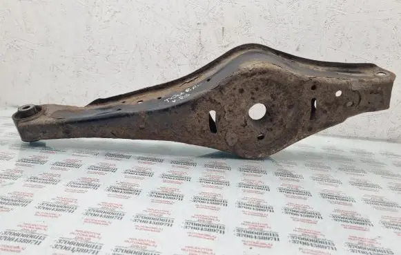Volkswagen Touran II Rear upper control arm/wishbone