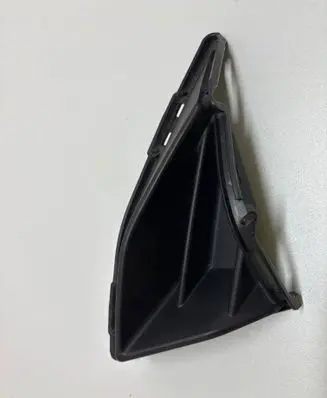 Nissan Qashqai J12 Front bumper lower grill 622576ua1a