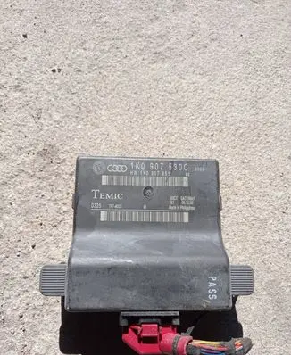 Volkswagen PASSAT B6 Gateway control module 1k0907530c
