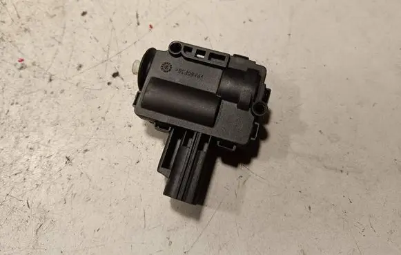 Jaguar XF X260 Fuel tank cap lock FOMOCO001