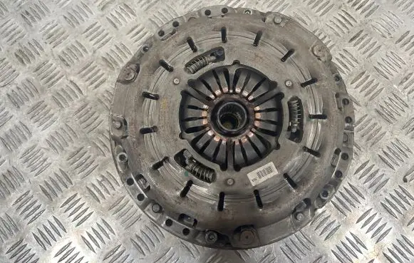 BMW 1 E81 E87 Clutch set kit 21217550807 13604