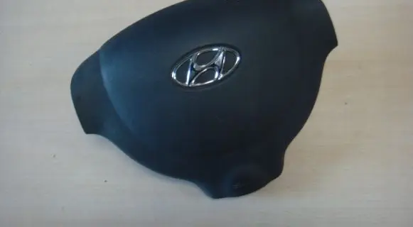 Hyundai i10 Steering wheel airbag