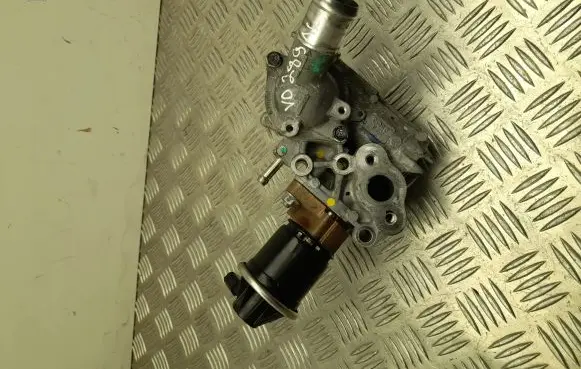 Honda Civic IX Thermostat housing R1ADSC3