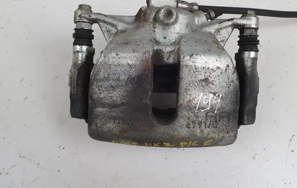 Volkswagen Golf VII Front brake caliper