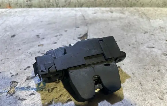 Citroen C5 Tailgate lock latch 9684648380 070314221917