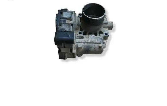 Volkswagen Golf V Throttle valve 03C133062