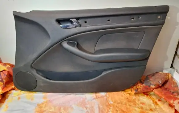 BMW 3 E46 Front door card panel trim 708672035 F0225408 0017439079