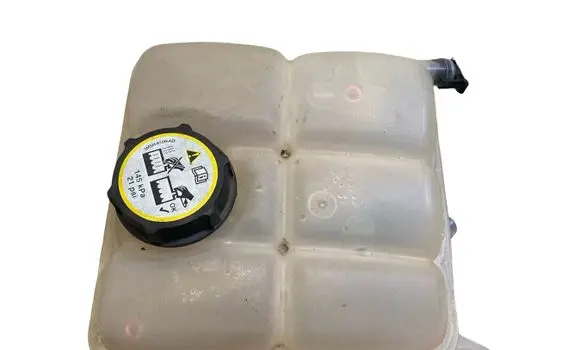 Ford C-MAX II Coolant expansion tank/reservoir 8V618K218AE