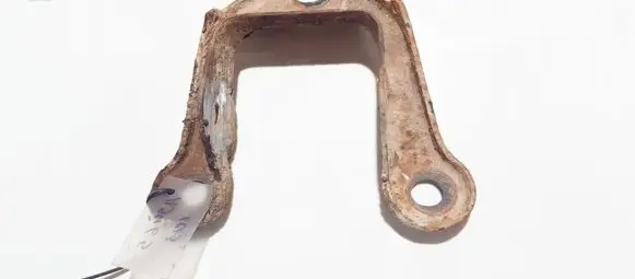 Opel Astra G Engine mounting bracket