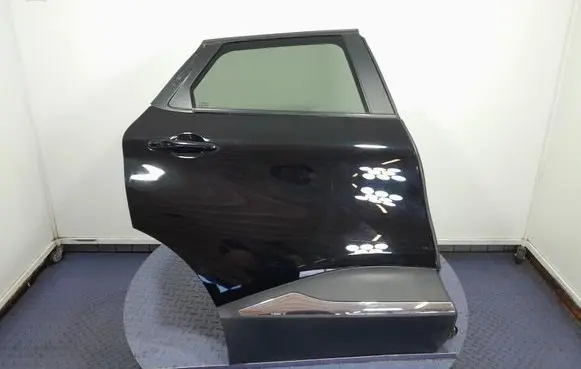 Rear door