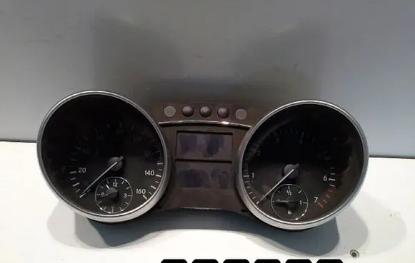 Mercedes-Benz ML W164 Speedometer (instrument cluster) a1645407046