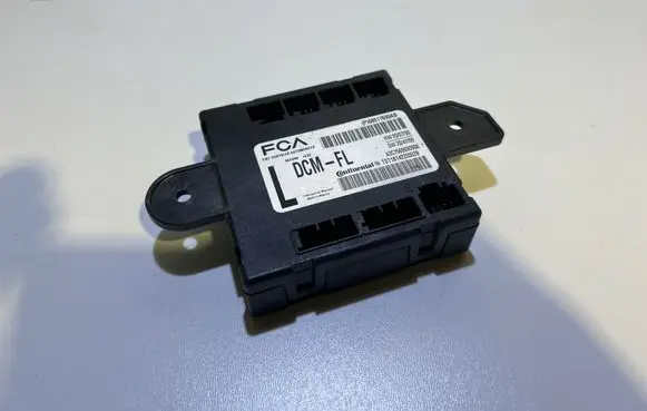 Ram 1500 Door control unit/module 68517699AB A2C756993090 TDT1B14220002B