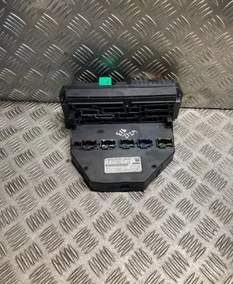 Mercedes-Benz E W212 Fuse box set 2129007104 A2129007104