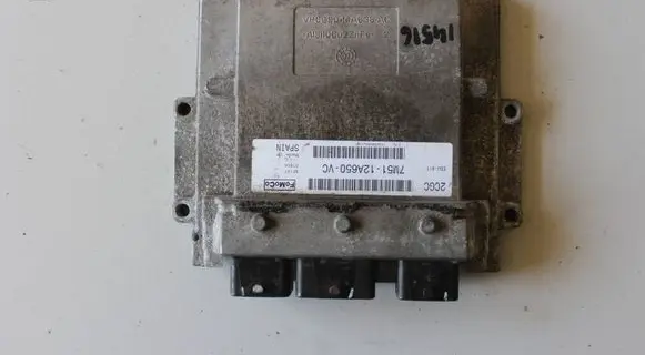 Ford Focus Engine control unit/module 7M51-12A650-VS