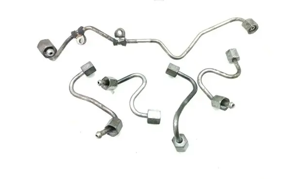 Mercedes-Benz CLA C117 X117 W117 Fuel injector supply line/pipe 