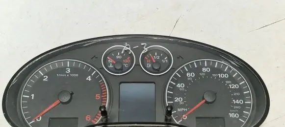 Audi A3 S3 8P Speedometer (instrument cluster) 8P0920981B 75320390