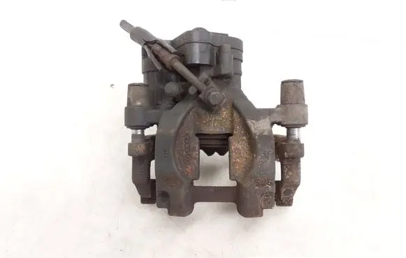 Volkswagen PASSAT B8 Rear brake caliper 3Q0615406J