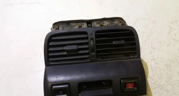 Nissan Maxima Other interior part 6875040u00
