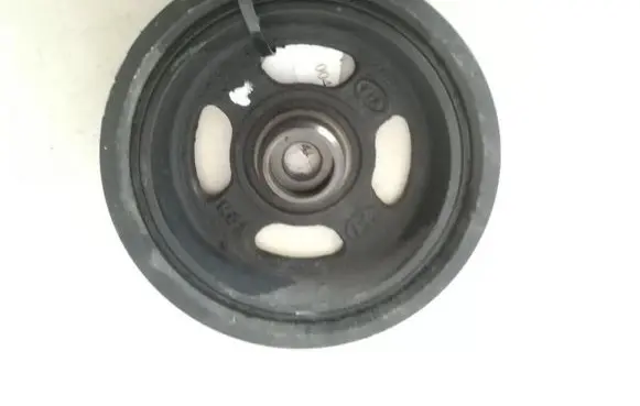 Hyundai i10 Crankshaft pulley