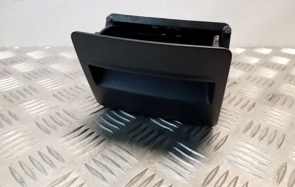 Skoda Octavia Mk3 (5E) Ashtray (rear) 5E0863284B