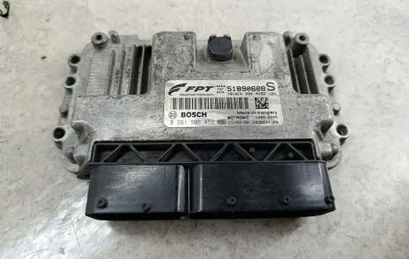 Fiat Bravo Engine control unit/module ECU 51890608